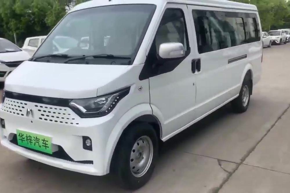 EV51 Electric Van photo