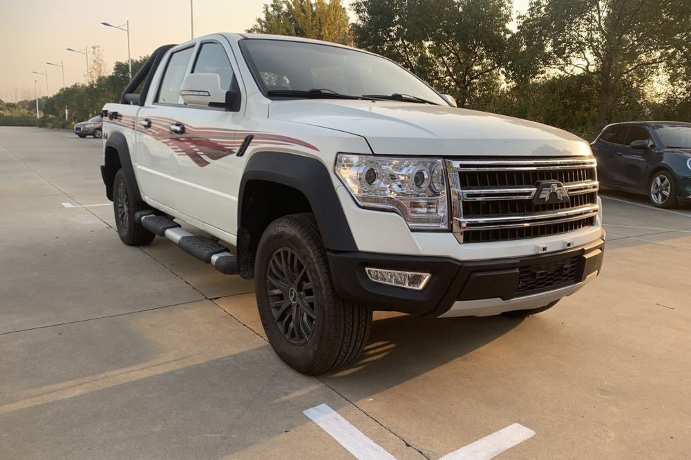 Double Cab Pickup photo