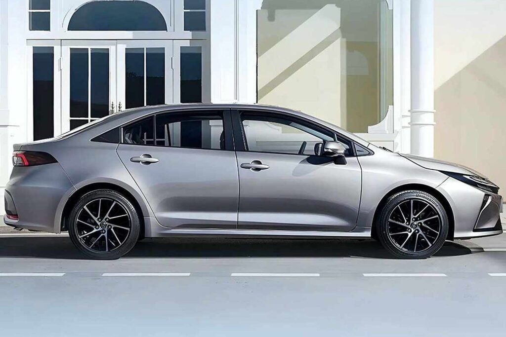 Corolla Hybrid photo